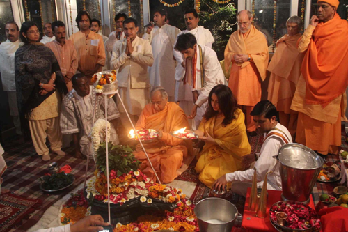 Shivaratri Puja procedure, Maha Shivratri Pujan Vidhi is given here. How to do ... maha shivaratri pooja vidhanam and upavasam in telugu